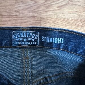 Levi's Signature Straight Fit Jeans - Dark Blue